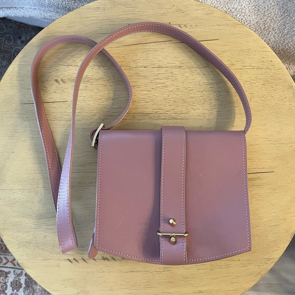 Haerfest Jo Crossbody Bag – Blush Dusty Rose Leather Minimalist Saddle Purse